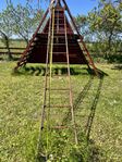 Rejäl stege i stål, 4,7 meter, stadig och det närmaste an
