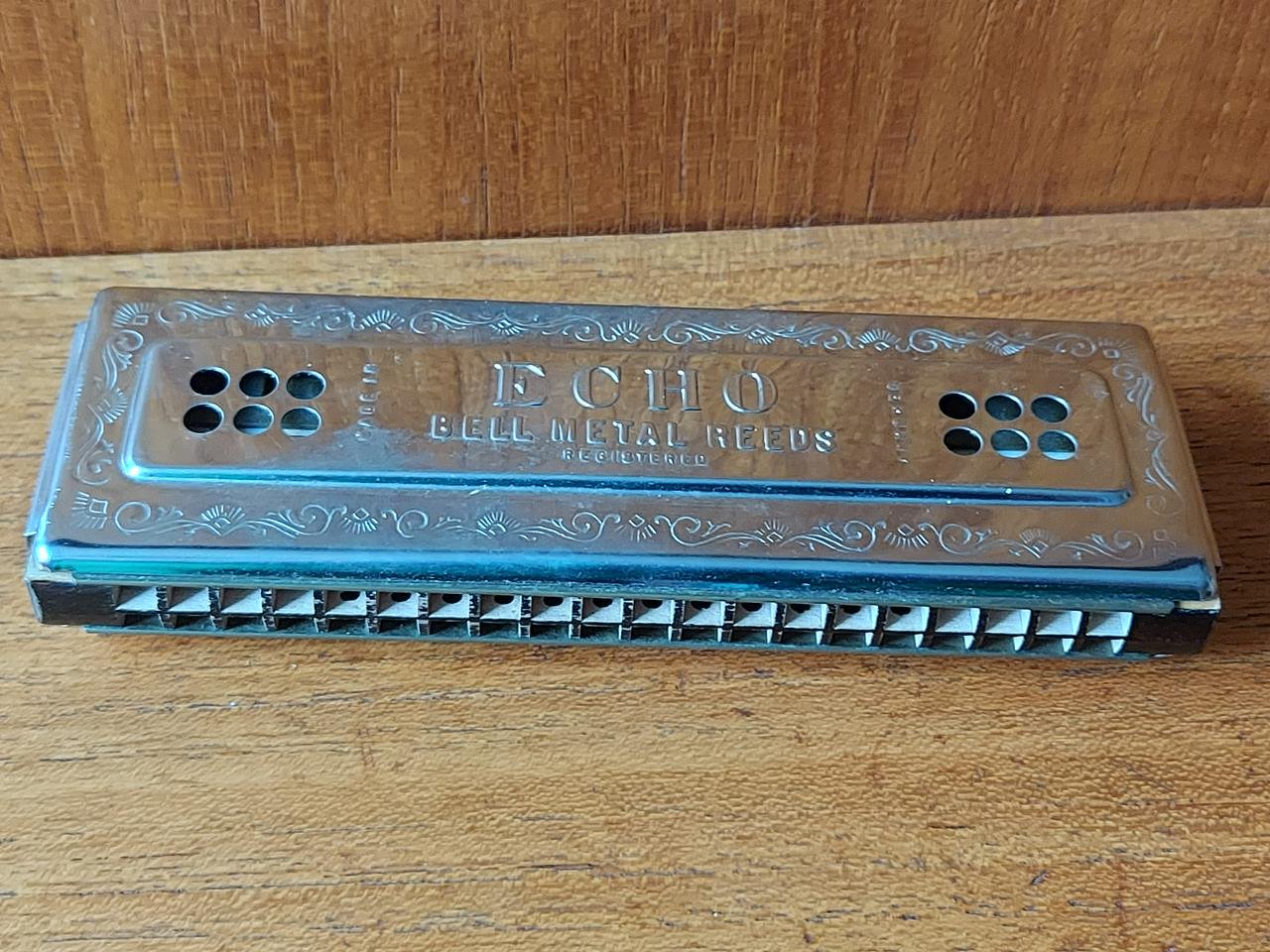 Välljudande M. Hohner Echo Ha...