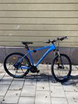 White XC 275 Trainer HD 21