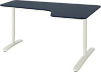 2 st hörnskrivbord Bekant Ikea. 