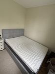 140 säng med förvaring