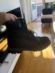 svarta timberlands storlek 39