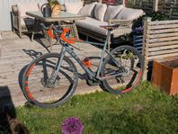 Cube attain sl strl 56 gravel racer