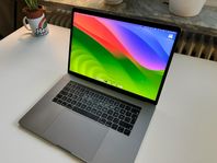 MacBook Pro 15” (2018) - 16 GB / 256 GB – Radeon Pro