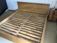 Ikea Malm sängstomme 180x200