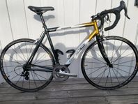 Racer - Ombyggd och uppgraderad Sintesi Morzine (ca 170 cm)
