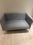 Liten grå IKEA soffa 