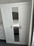 SONGESAND IKEA Garderob med spegel 