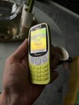 Nokia 3210 4G 2024 Y2K Guld dual sim