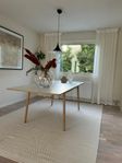Matbord från Bolia