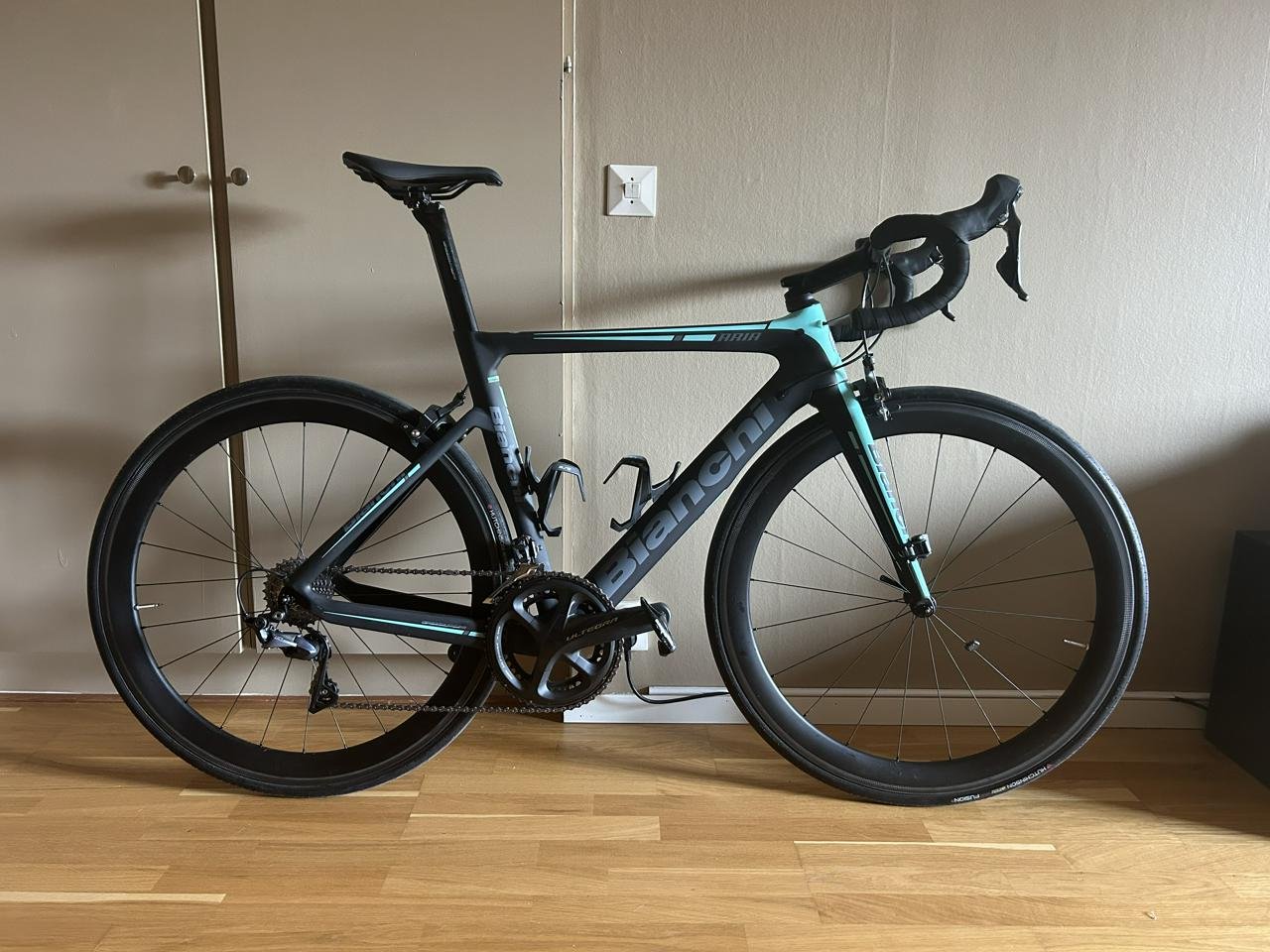 Bianchi Aria Ultegra 53
