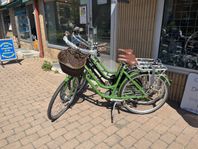 Nya damcyklar 28” 3 växlar - massor av utrustning 