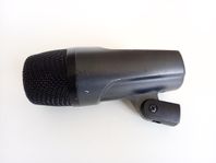 Sennheiser e602