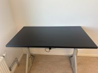 3 st höj/sänkbara (el) IKEA Idåsen skrivbord 120x70