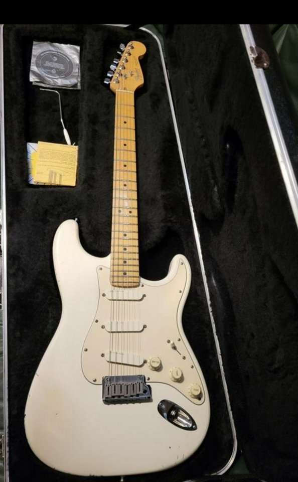 Fender Stratocaster Deluxe 1989