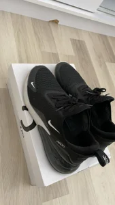 Nike Air Max 270