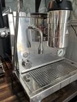 Espressomaskin ROCKET R NINE ONE och kvarn EUREKA ATOM 60