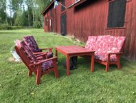 Utemöbler i trä