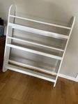 vägghylla för barnböcker