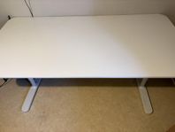 Skrivbord 