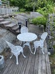 Vackra Trädgårdsmöbler i smide