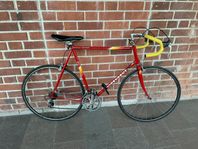 Peugeot racer 28 tum