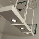 Taklampa med hyllplan Vit, Tray-Markslöjd