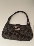 Fendi väska
