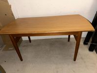 Soffbord i teak