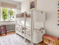 Våningssäng från Oliver Furniture Wood Mini+