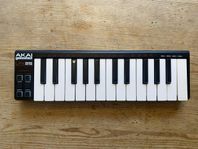AKAI professional LPK25 MIDI controller MIDIklaviatur