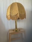 Retro Bordslampa i mässing o Taklampa m fransskärm 