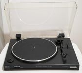 Akai AP-A100 Halvautomatisk skivspelare