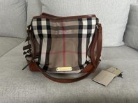 Burberry väska
