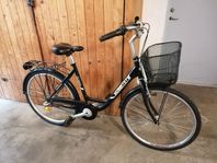Cykel yosemite 26 tum med 3 växlar bra skick Ny servad