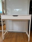 Skrivnord / sminkbord