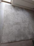 Selling this rug - 200x90cm
