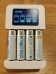 2 st batteriladdare plus batterier