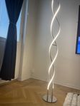 Designat LED golvlampa
