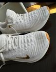 NIKE / Salomon running shoes  