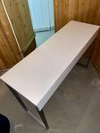 Skrivbord