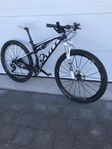 Scott Spark 940 29" Heldämpad, Mavic fälgar.