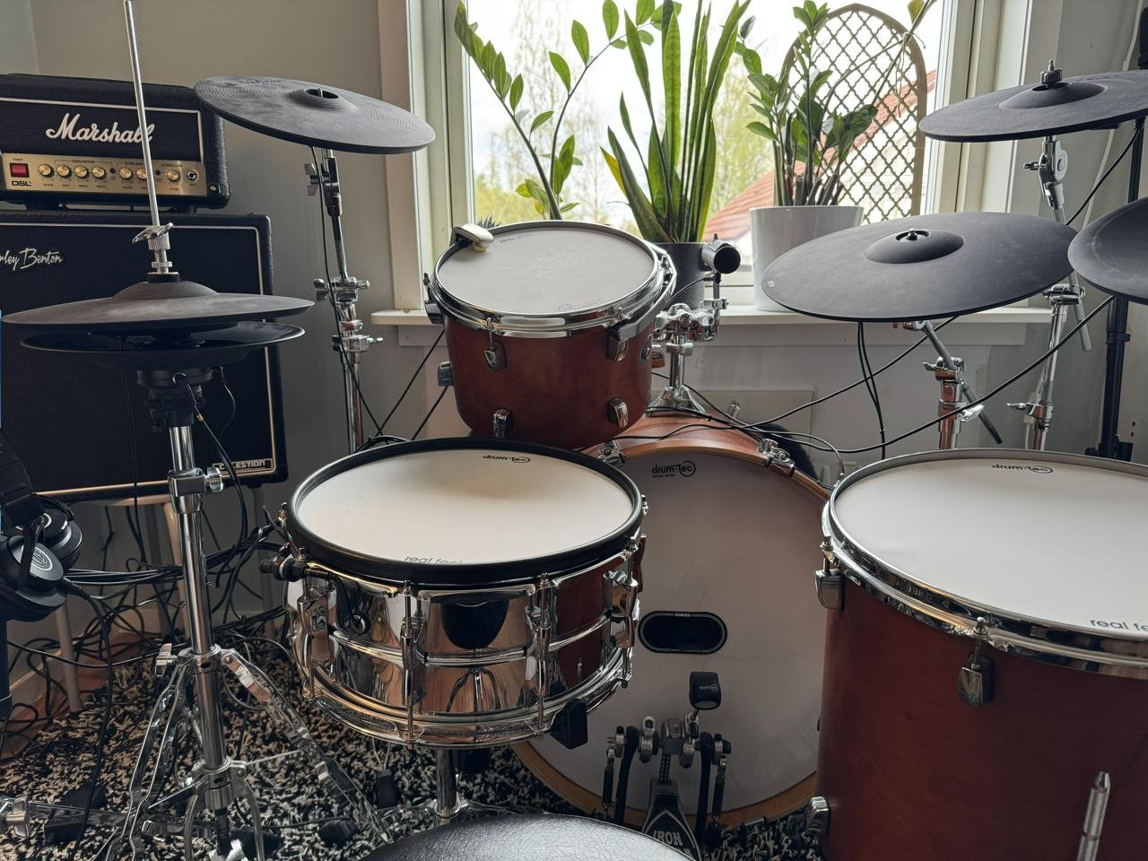 Tama, Roland TD-17, ATV