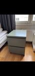 Sängbord malm ikea
