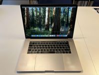 MacBook Pro 15" 2018 | 16GB | 500GB | UK