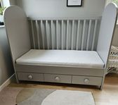Spjälsäng Ikea Gonatt, grå 