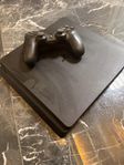 Playstation 4 (PS4 Slim) + Kontroll