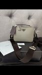 Prada brique shoulder bag - Etikett på väska