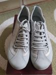 Nya jättefina Clarks skor stlk 39