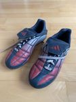 Adidas fotbollskor storlek 36 2/3